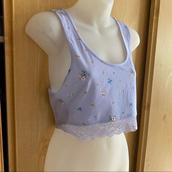 Forever 21 • Purple Floral Lace Trimmed Racerback Crop - Picture 3 of 11